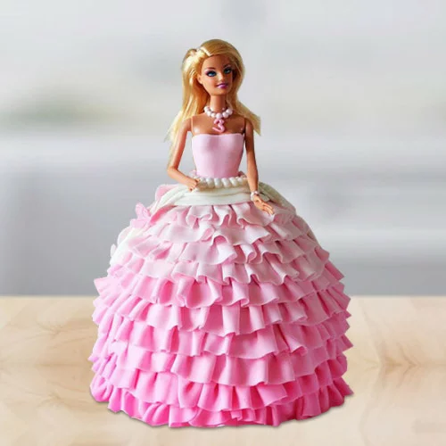 Cute Doll Cake | bakehoney.com
